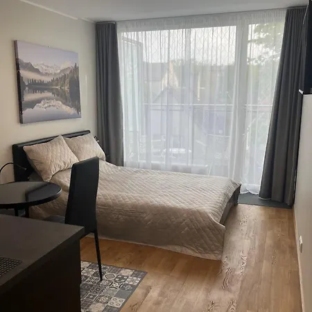 Cozy Aisa דירה